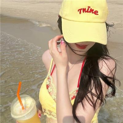 一条没有变成蓝色的鱼